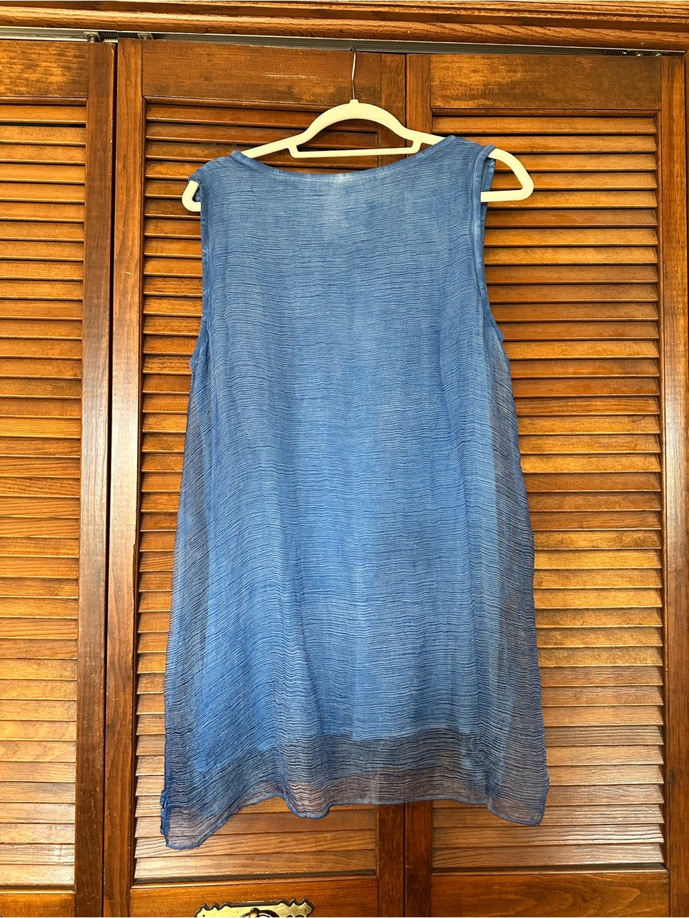 Soft Surroundings blue Silk Romance embroidered sequin tunic tank size Medium - Picture 8 of 10